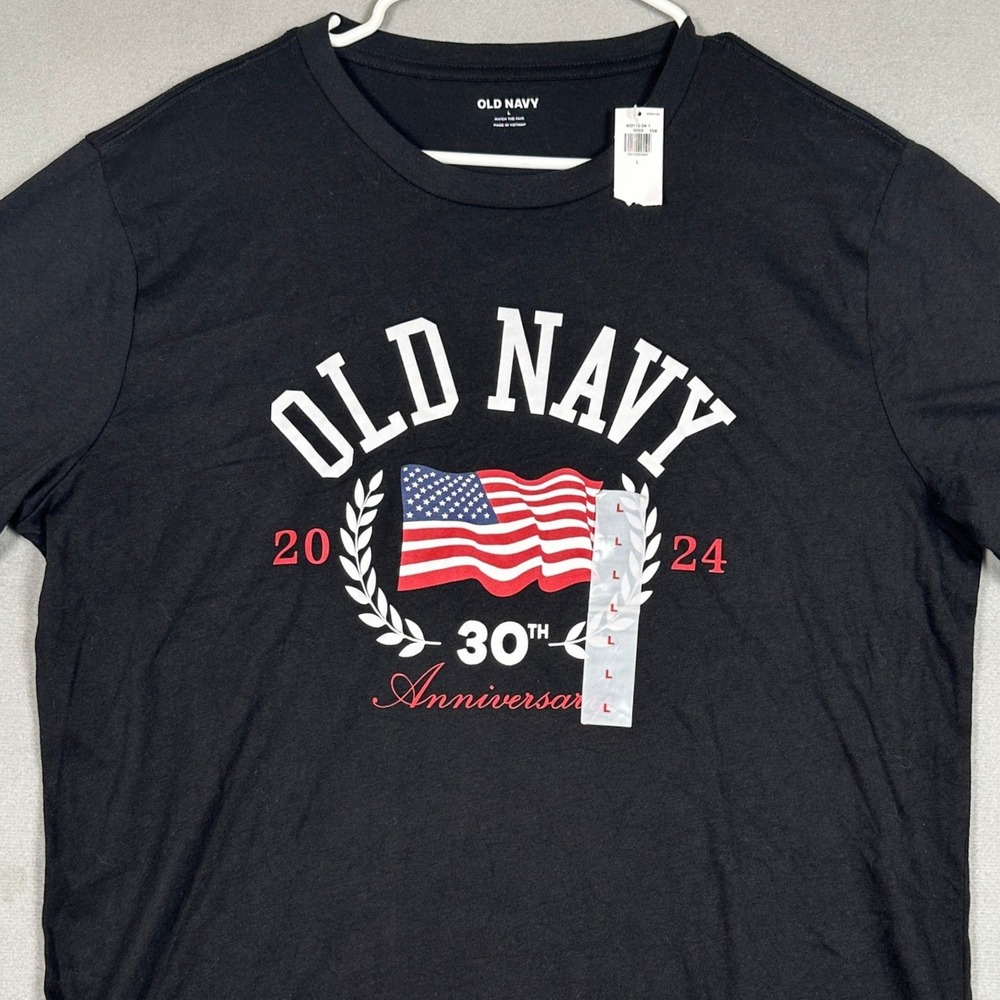 NEW Old Navy T-Shirt Mens Large Black USA American Flag Graphic Tee Short Sleeve